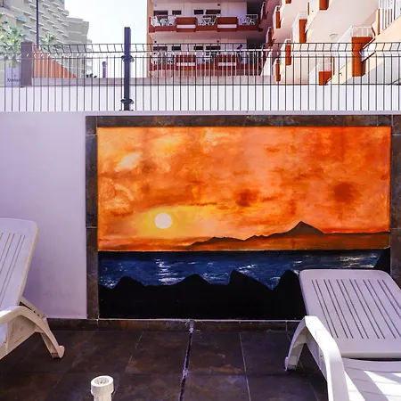 Apartamento Modern Close To The With Pool *