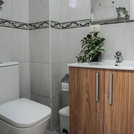 Apartamento Modern Close To The With Pool *